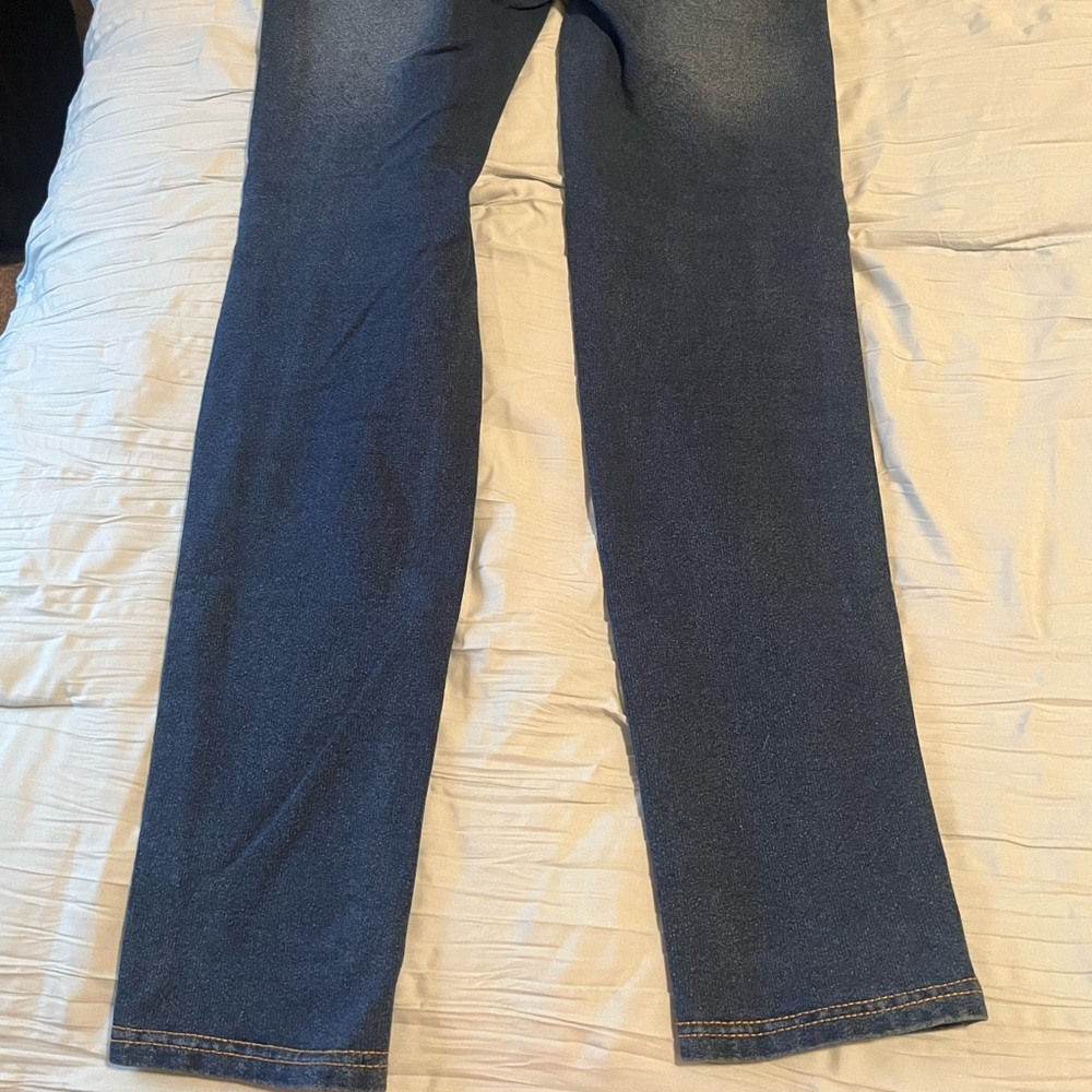 Blue J W Mascas skinny jeans with a cool design on waist.